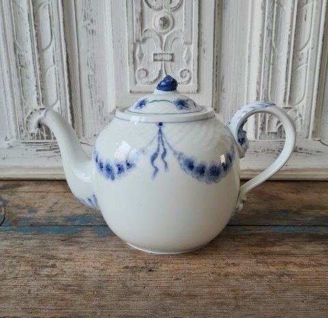 B&G Empire tea pot no. 238