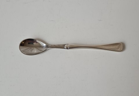 Patricia egg spoon in silver or steel