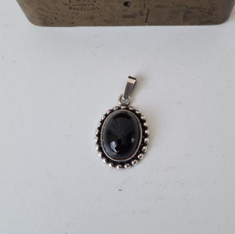 N.E.From vintage vedhæng i sølv med onyx