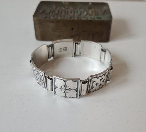 Vintage armbånd i sølv med symbolerne på tro, håb & kærlighed af O.V.Mogensen