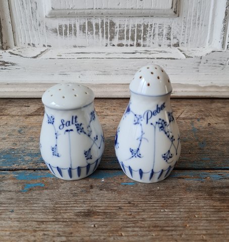 B&G Blue Traditional Hotel porcelain salt & pepper set