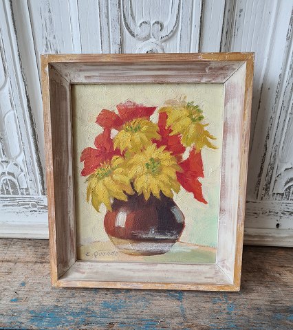 E.Quaade lille maleri - olie på plade. Blomster i vase fra 1954
