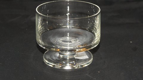 Likørglas #Stub Glas Holmegaard
designet af Grethe Meyer og Ibi Trier Mørch i 1958.
Højde 6 cm
SOLGT