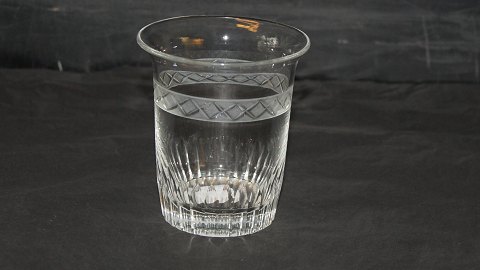 Vandglas #Ekeby Glas service Fra Holmegaard
Højde 8,5 cm
SOLGT
