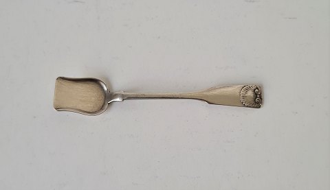 Mussel salt spoon in silver from 1917