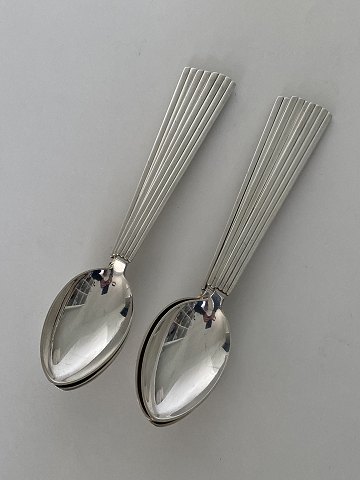 Bernadotte
Georg Jensen
Dessertlöffel
Sterling Silbe