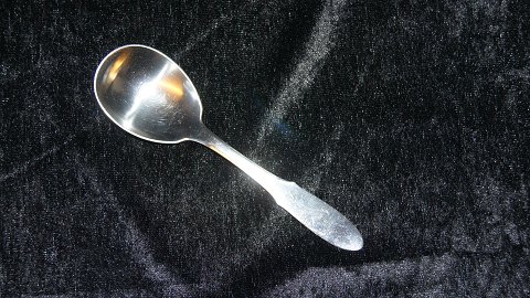 Compote #Mitra Georg Jensen
Design: Gundorph Albertus in 1941.
Length 17.8 cm
SOLD