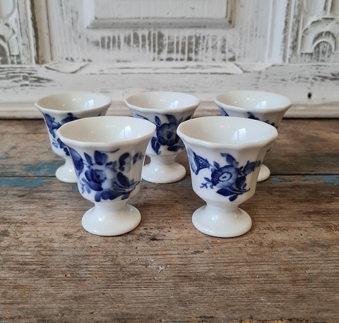 Royal Copenhagen Blue Flower egg cup no. 8576