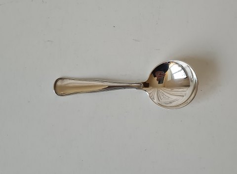 Double fluted sugar spoon in silver