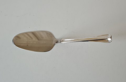 Kent cake spatula in silver and steel