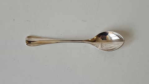 Kent coffee spoon in silver