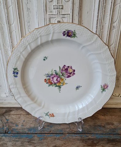 Royal Copenhagen Light Saxon Flower round dish no. 1563 - 33.5 cm.