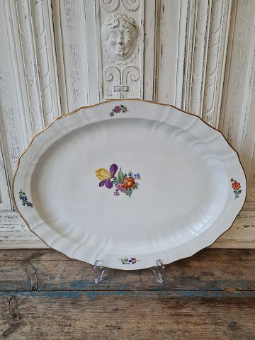 Royal Copenhagen Light Saxon Flower large dish no.. 1563 - 46 cm.