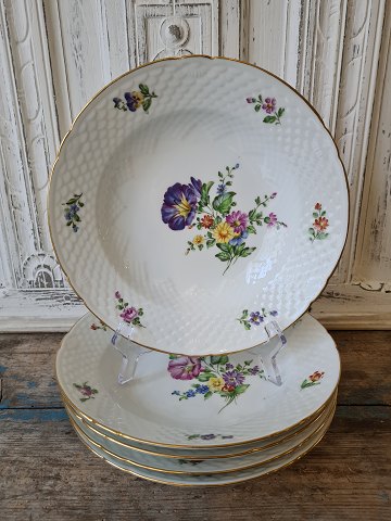 B&G Hand-painted Saxon Flower large soup plate 24.5 cm.