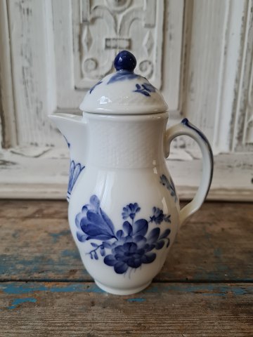 Royal Copenhagen Blue Flower rare small coffee pot no. 8207