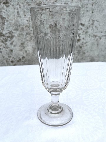 Facettenschliff
Bierglas
* 375 DKK