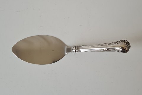 Herregård cake spatula in silver and steel 19 cm.