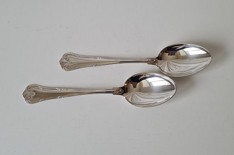 Manor dessert spoon in silver 17.8 cm.