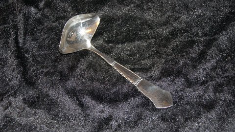 Sauce spoon #Louise Sølvplet
Length 17.8 cm
Plastered and in good condition
SOLD