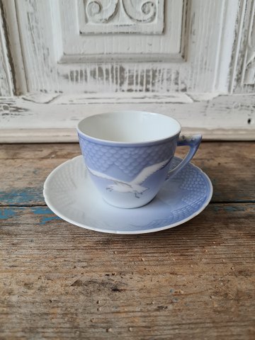 B&G Seagull without gold coffee cup No. 102