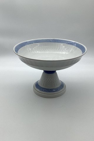 Royal Copenhagen Blue Fan Footed Bowl No. 11549