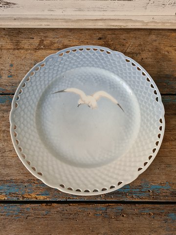 B&G Seagull without gold dinner plate with lace edge approx. 1895  24 cm.