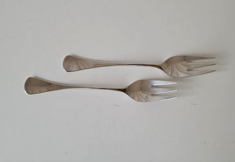 Patricia cake fork in silver 13 cm.