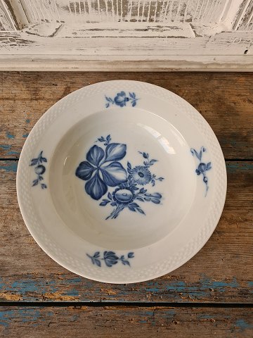 Royal Copenhagen Antik Blue Flower soup plate 23.5 cm.