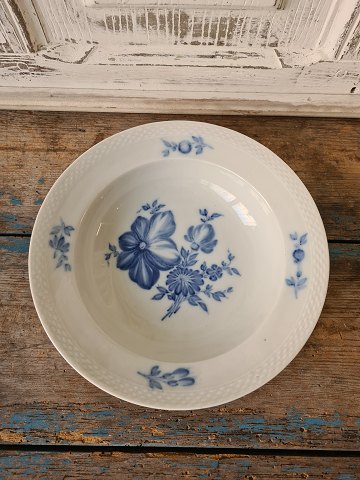 Royal Copenhagen Antik Blue Flower soup plate 23.5 cm.