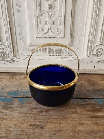 1800s sugar bowl in blue glass with brass mounting