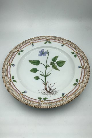 Royal Copenhagen Flora Danica Dinner Plate No. 20/3549