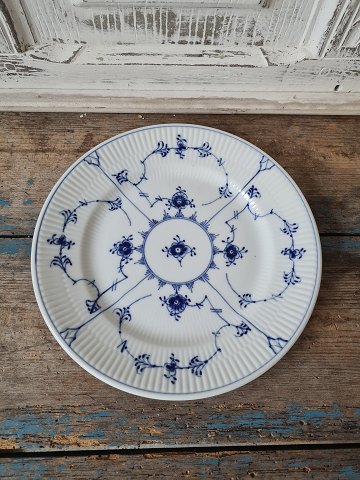 Royal Copenhagen Blue Fluted Hotel porcelain dinner plate no. 2244