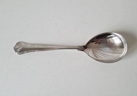 Herregård serving spoon in silver 22 cm.