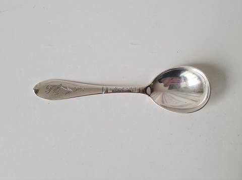 Wedelsborg marmalade spoon in silver