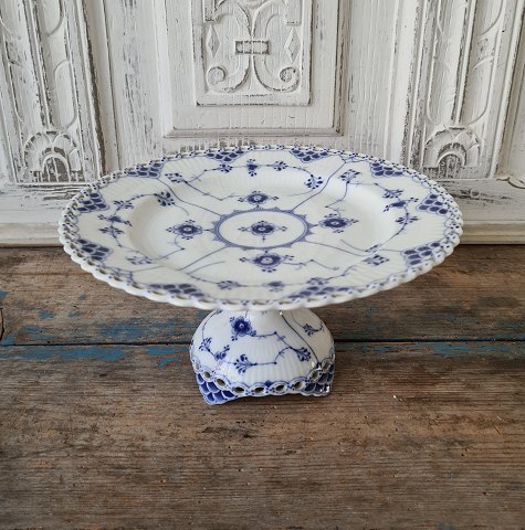 Royal Copenhagen Blue Fluted Full Lace dish no. 1039