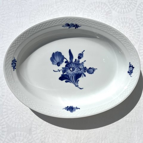 Royal Copenhagen
Geflochtene blaue Blume
Servierteller
Nr. 10/8016
* 300 DKK