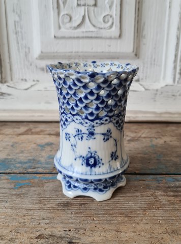 Royal Copenhagen Blue Fluted full lace cigar cup no. 1016