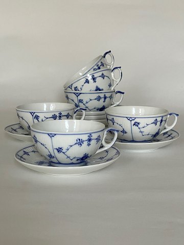 Blue Fluted Plain
Tea cup
Royal Copenhagen