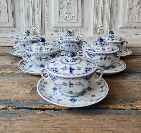 Royal Copenhagen Blue Fluted half-blonde broth cup with lid and saucer No.