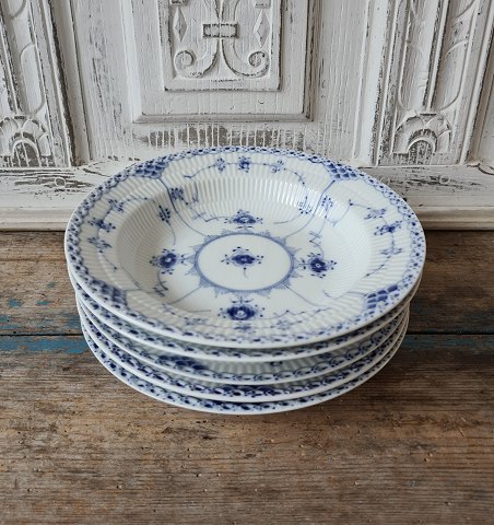 Royal Copenhagen Blue Fluted half-lace soup plate no. 566 - 21 cm.