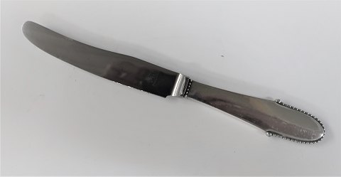Georg Jensen. Sølv (925). Kugle. Frugtkniv. Længde 17 cm.