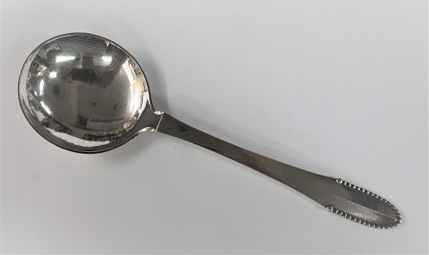 Georg Jensen. Sølvbestik. Sterling (925). Kugle. Suppeske rund. Længde 16,5 cm.