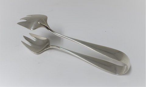 Michelsen. Ida. Ice tongs. Design: Ole Hagen. Sterling (925). Length 16.5 cm.