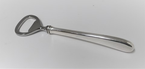 Michelsen. Ida. Capsule opener. Design: Ole Hagen. Sterling (925). Length 14.5 
cm.