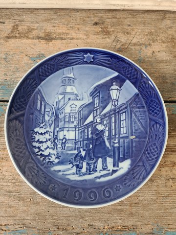 Royal Copenhagen Christmas plate 1996