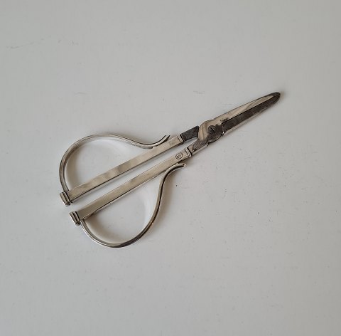 Grape scissors in silver and steel from Cohr