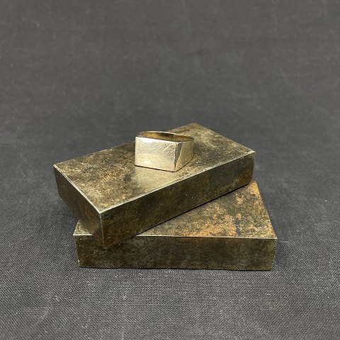 Signet ring in gold
