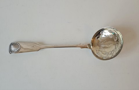 Mussel stråske in silver from 1913