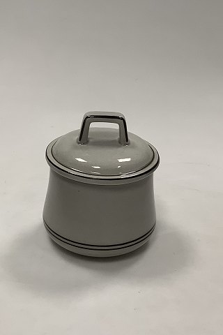 Bing og Grondahl Stoneware Columbia Sugar Bowl with Lid No 302