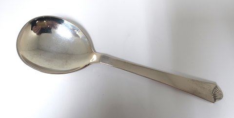 Hans Hansen. Sølv (830). Arvesølv no.4. Marmeladeske. Længde 15,3 cm.